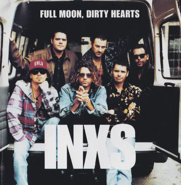 Obal albumu Full Moon, Dirty Hearts