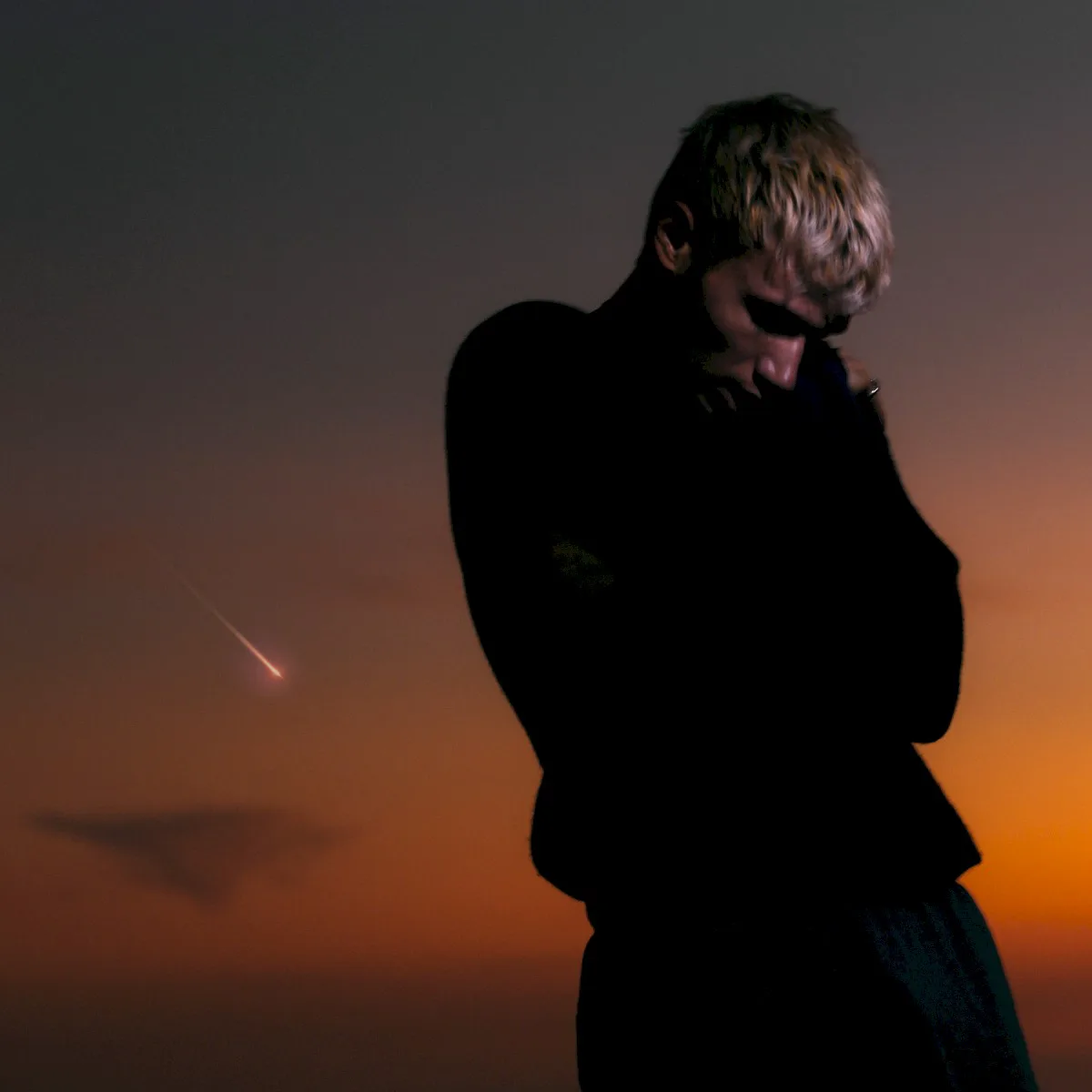 Obal alba Jeremy Zucker – love is not dying