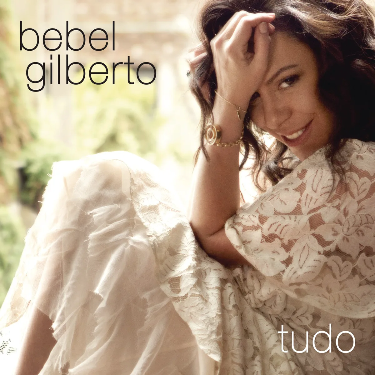Cover of Bebel Gilberto – Tudo