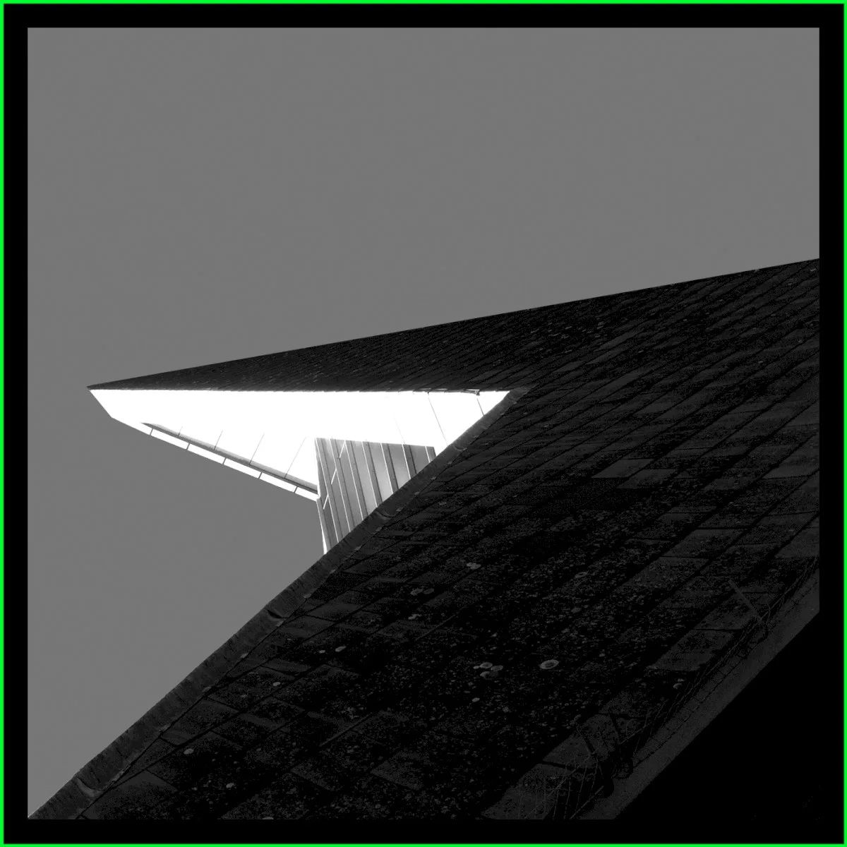 Obal alba Andrew Liles – It’s Only Pain