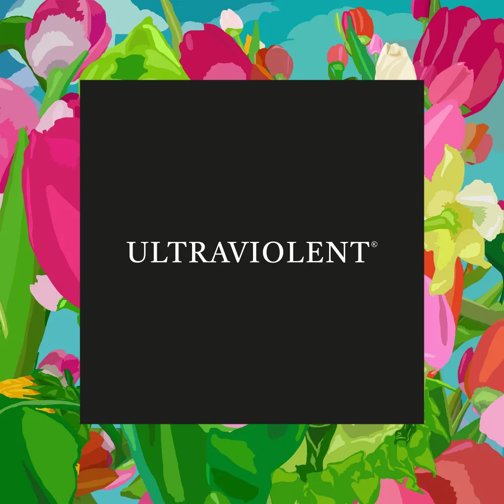 Obal albumu ULTRAVIOLENT
