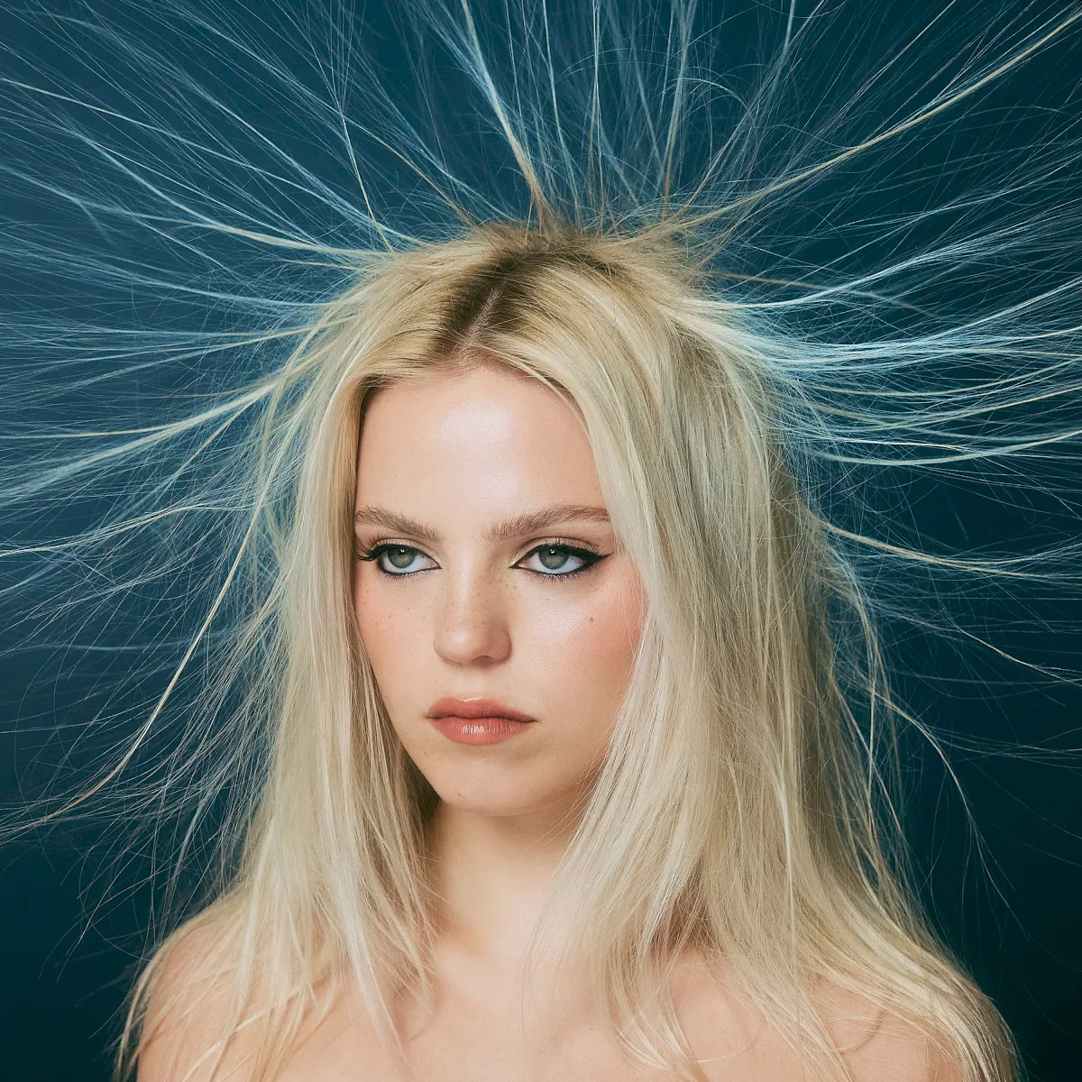 Cover of Reneé Rapp – Snow Angel
