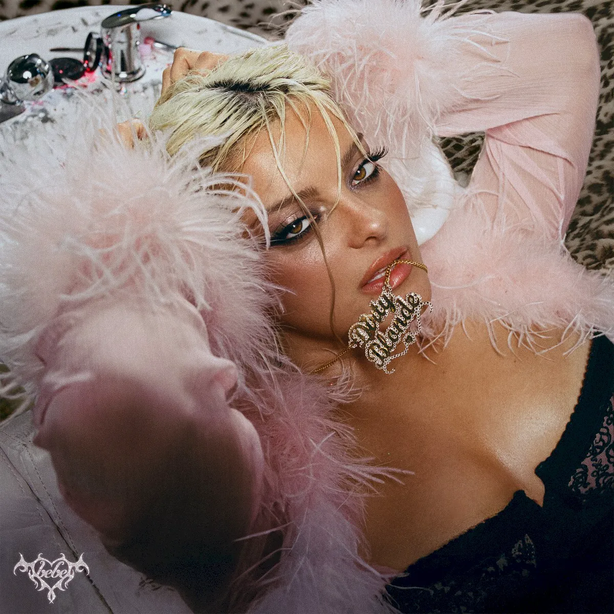 Obal albumu Bebe Rexha – DIRTY BLONDE