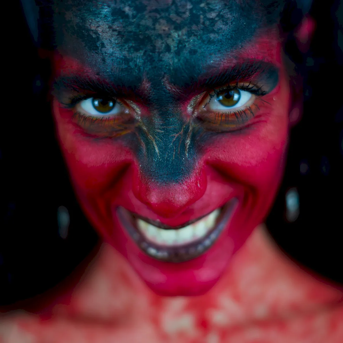 Cover of Dalila Kayros – Khthonie