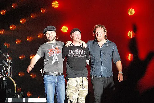 Dizzy Mizz Lizzy