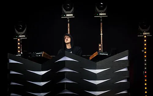 Perturbator