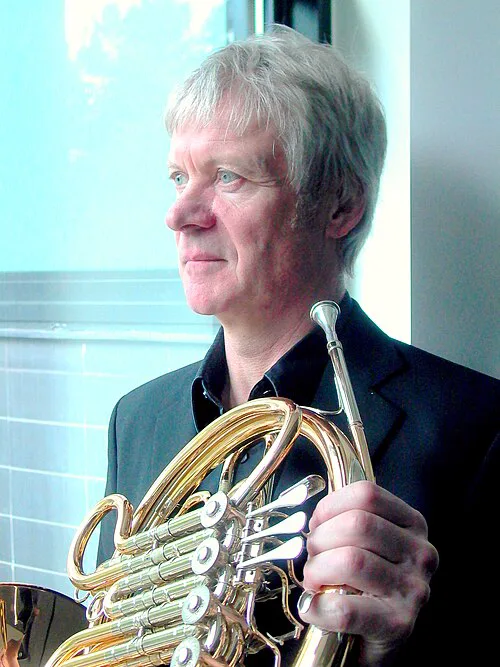 Frank Lloyd