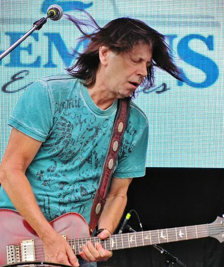 Pat Travers