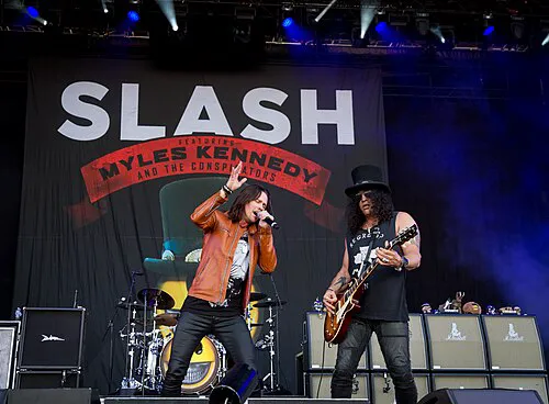 Slash featuring Myles Kennedy and the Conspirators