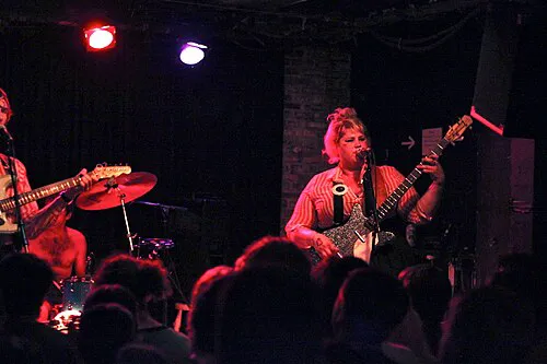 Shannon and the Clams
