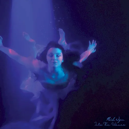 Cover of Maiah Wynne – Into the Waves