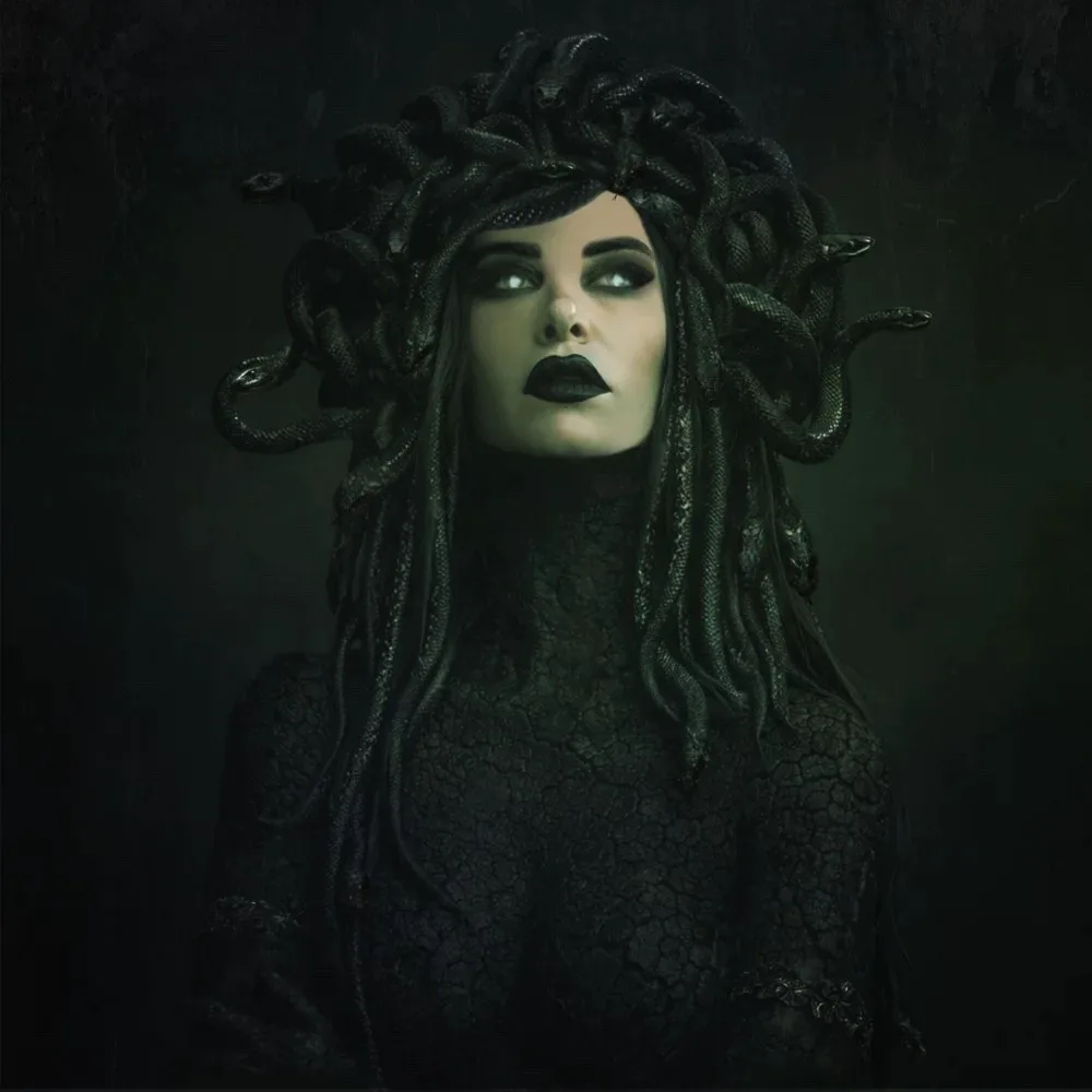 Cover of Stitched Up Heart – Medusa